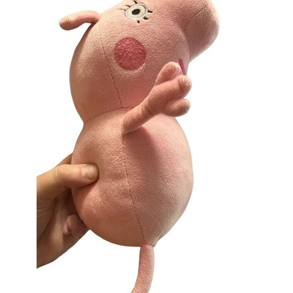 Peppa Pig stuffed animal ! Good condition! So cute - Picture 3 of 4